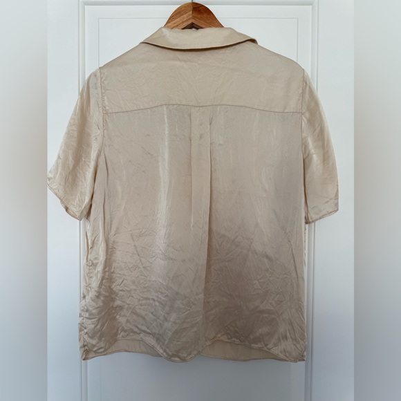 & Other Stories Silk Button-Up Short Sleeve Blouse Top Neutral Luxe Summer 12 - Picture 5 of 11